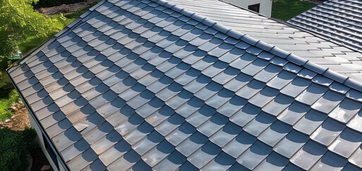 Секреты Долговечной Кровли: Почему Мы Выбираем Металлочерепицу Прямо от Производителя